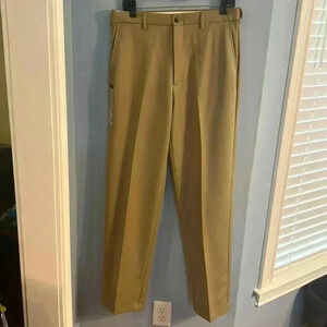 NWT Men’s Haggar khaki dress pants classic fit 32w x‎ 32l